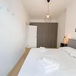 Imbriani 4c Tirabora Short Rent Trieste