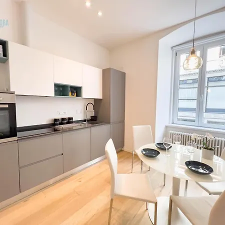 Imbriani 4c Tirabora Short Rent Apartment Trieste