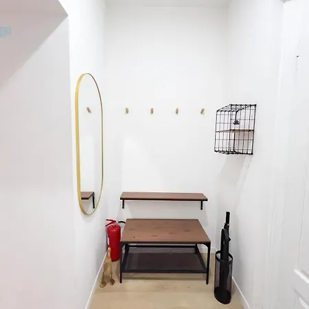 Apartman Imbriani 4c Tirabora Short Rent Trieszt