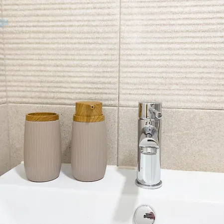Διαμέρισμα Imbriani 4c Tirabora Short Rent