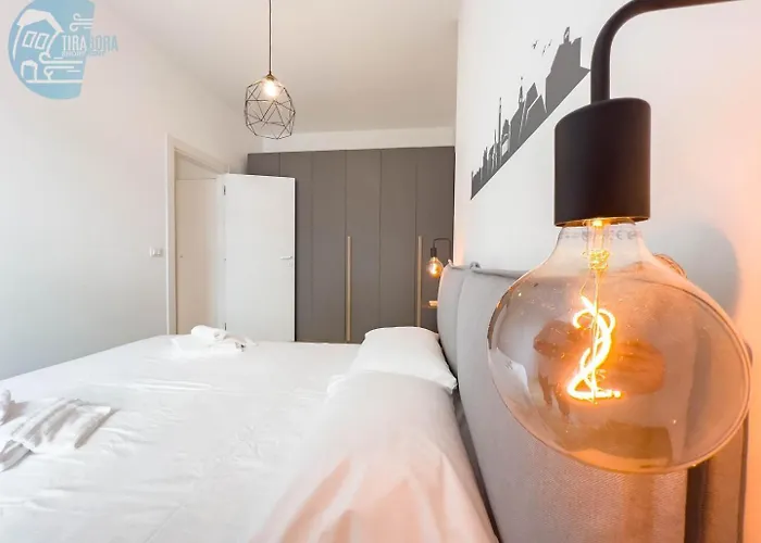 Imbriani 4c Tirabora Short Rent Lejlighed